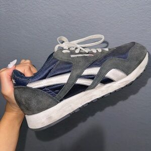 Like New Reebok Sneakers